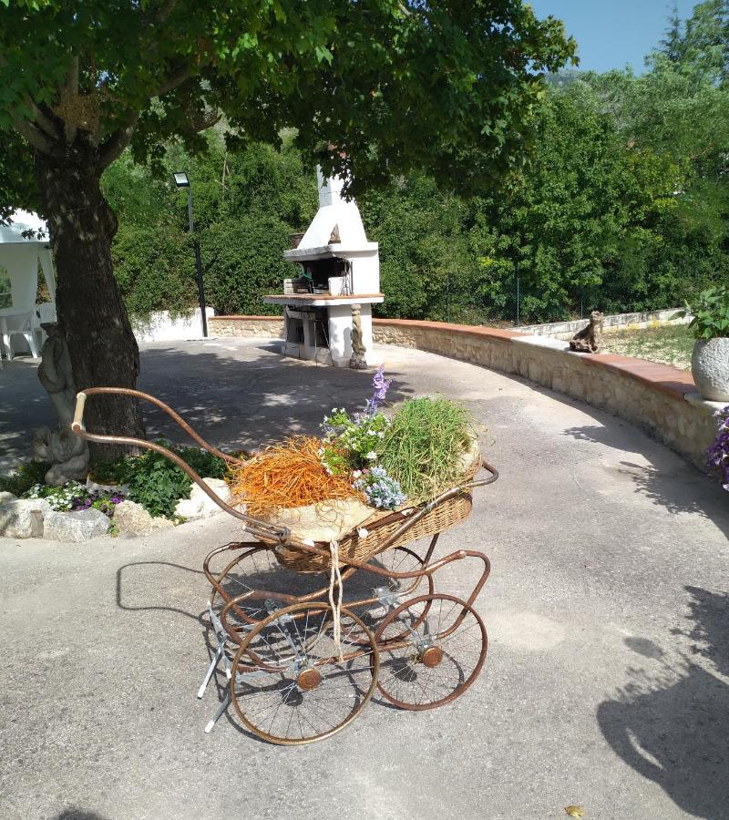 "Il Miglio" Country House Pettorano sul Gizio Exterior photo